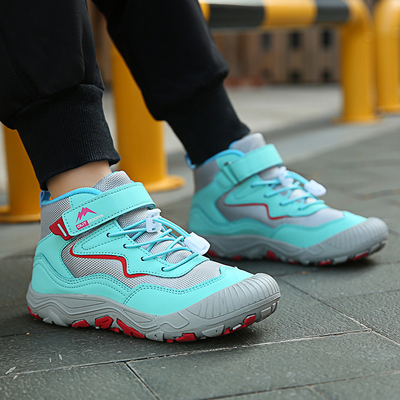 Chaussures de randonnée antidé - Outdoor Adventure Girl avis et prix